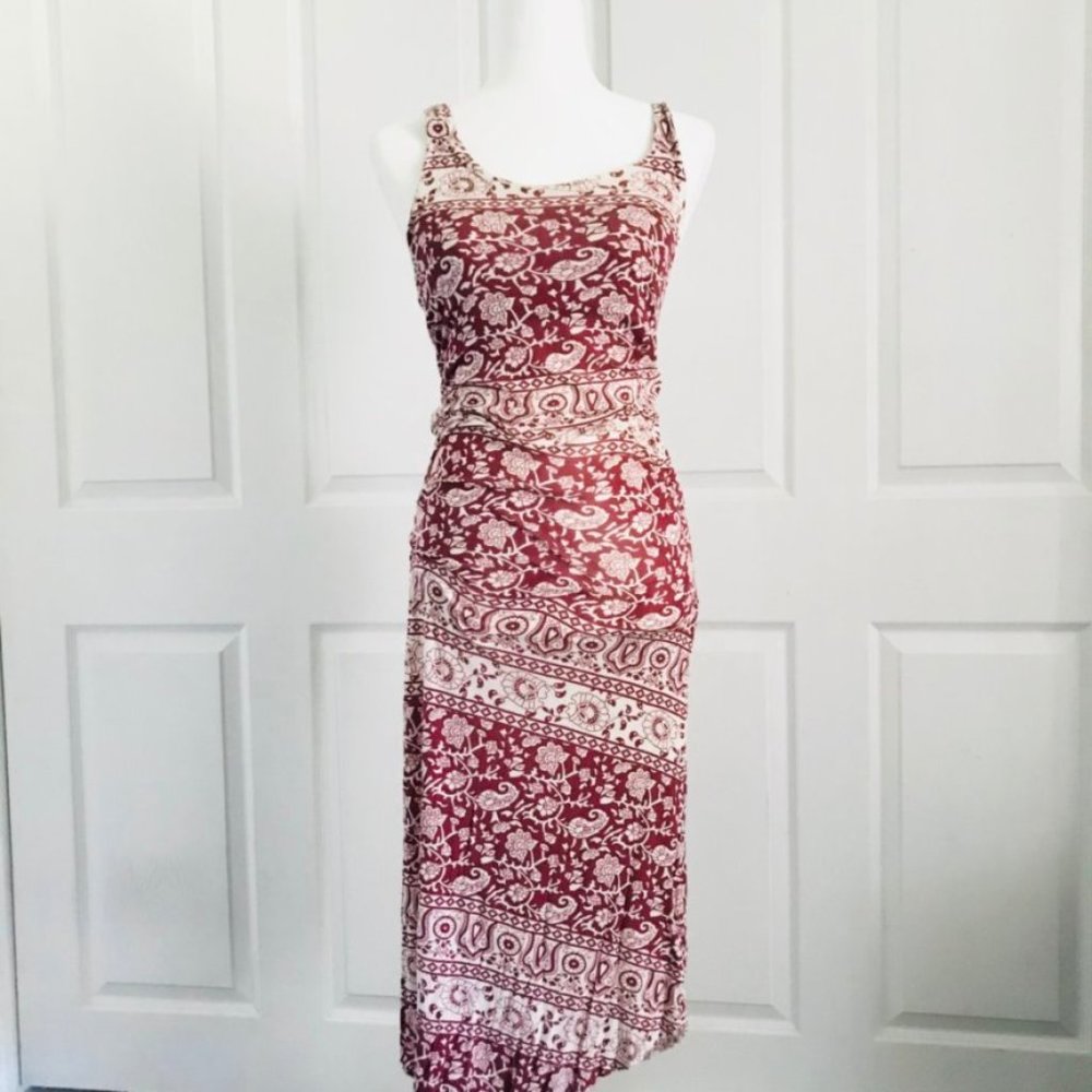 ❌SOLD❌ Forever 21 Womens Red Printed Midi Dress